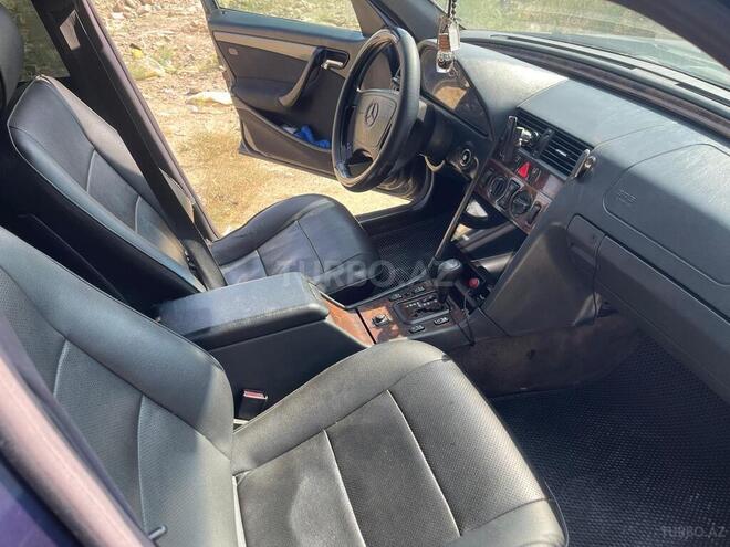Mercedes C 180 1996, 215,000 km - 1.8 л - Bakı