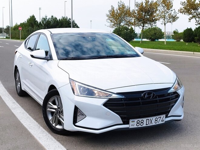 Hyundai Elantra 2019, 105,000 km - 2.0 л - Bakı