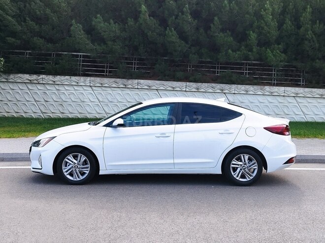 Hyundai Elantra 2019, 105,000 km - 2.0 л - Bakı