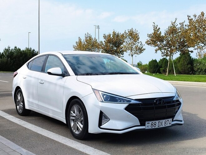 Hyundai Elantra 2019, 105,000 km - 2.0 л - Bakı