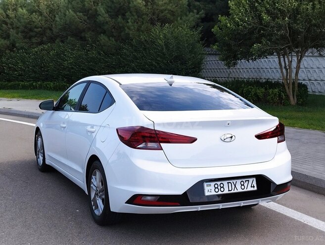 Hyundai Elantra 2019, 105,000 km - 2.0 л - Bakı