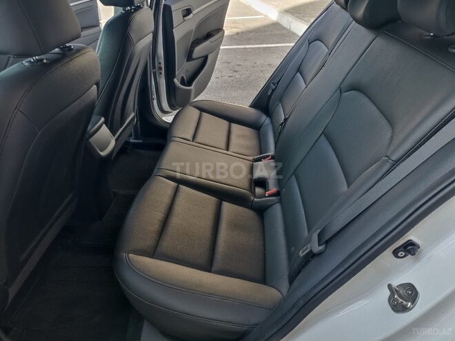 Hyundai Avante 2017, 191,000 km - 1.6 l - Bakı