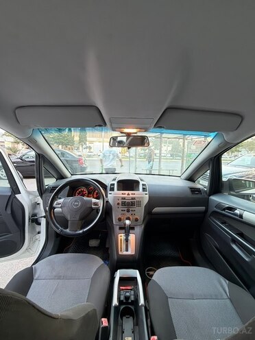 Opel Zafira 2009, 360,000 km - 2.2 l - Sumqayıt