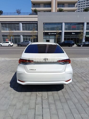 Toyota Corolla 2022, 87,000 km - 1.6 l - Bakı