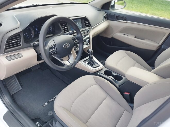 Hyundai Elantra 2019, 105,000 km - 2.0 л - Bakı