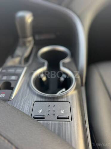 Toyota Camry 2023, 35,000 km - 2.5 л - Bakı
