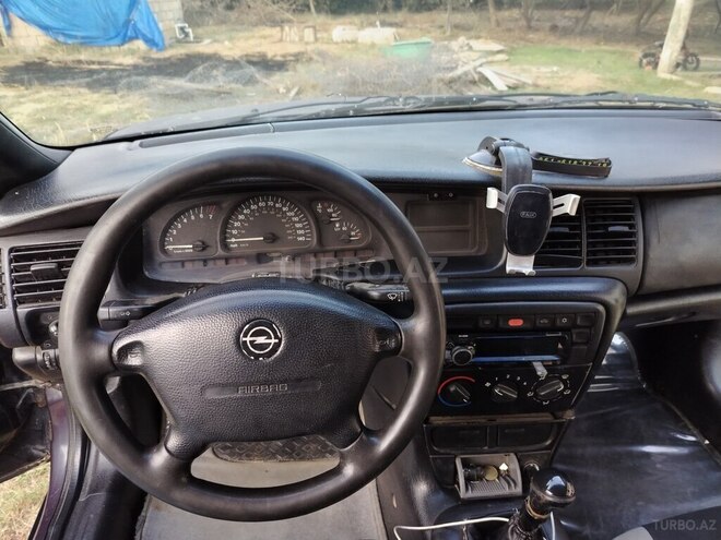 Opel Vectra 1996, 238,000 km - 1.6 л - Kürdəmir