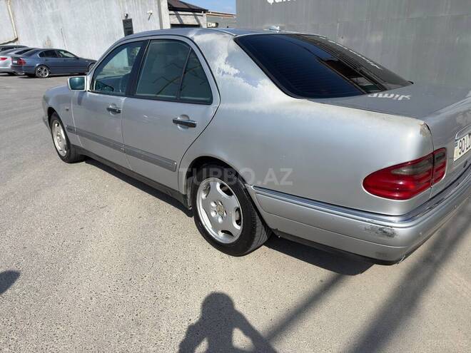 Mercedes E 240 2000, 470,780 km - 2.4 l - Bakı