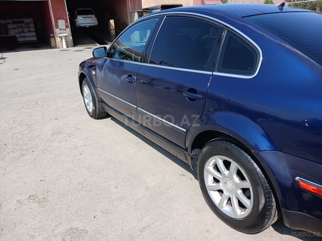 Volkswagen Passat 2003, 364,855 km - 1.8 l - Saatlı