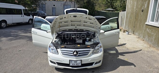 Mercedes B 170 2007, 94,000 km - 1.7 l - Bakı