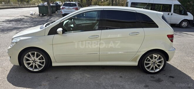 Mercedes B 170 2007, 94,000 km - 1.7 l - Bakı