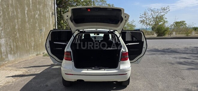 Mercedes B 170 2007, 94,000 km - 1.7 l - Bakı