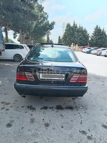 Mercedes E 200 1995, 350,000 km - 2.2 l - Bakı