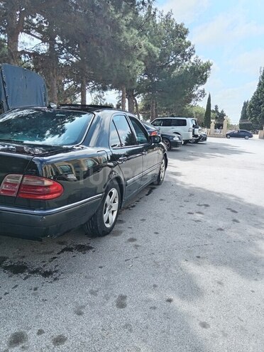 Mercedes E 200 1995, 350,000 km - 2.2 l - Bakı
