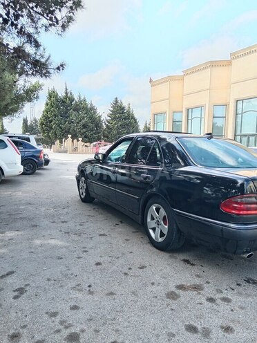 Mercedes E 200 1995, 350,000 km - 2.2 l - Bakı