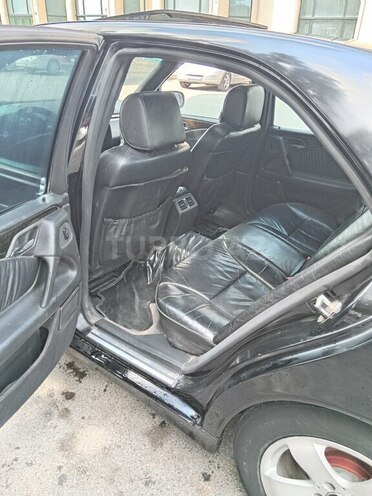Mercedes E 200 1995, 350,000 km - 2.2 l - Bakı