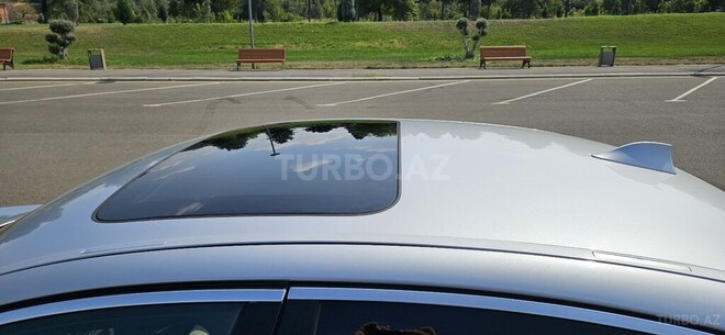 BMW 528 2012, 325,000 km - 2.0 l - Bakı