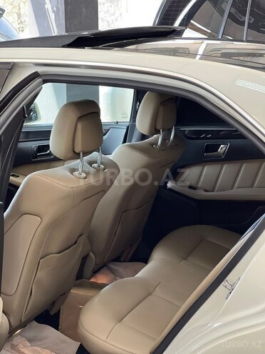 Mercedes E 250 4MATIC 2010, 234,000 km - 2.1 l - Bakı