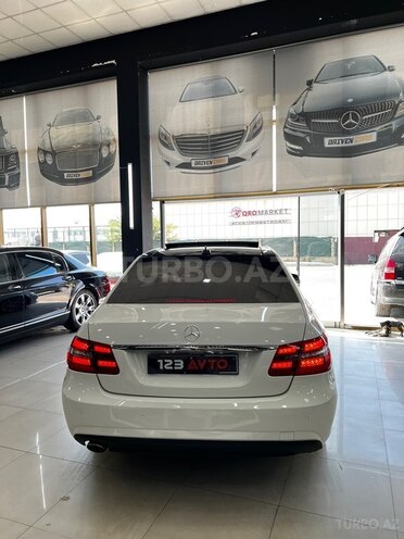 Mercedes E 250 4MATIC 2010, 234,000 km - 2.1 l - Bakı