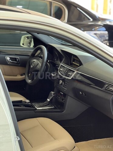 Mercedes E 250 4MATIC 2010, 234,000 km - 2.1 l - Bakı