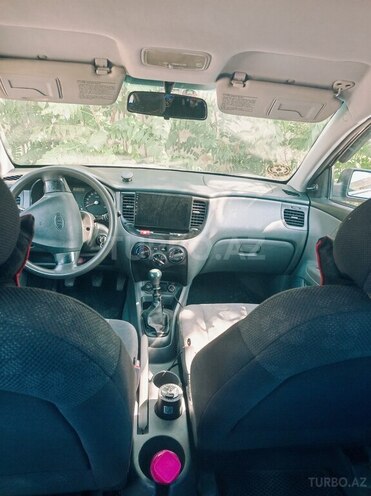 Kia Rio 2006, 290,000 km - 1.4 l - Şirvan