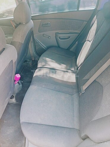 Kia Rio 2006, 290,000 km - 1.4 l - Şirvan