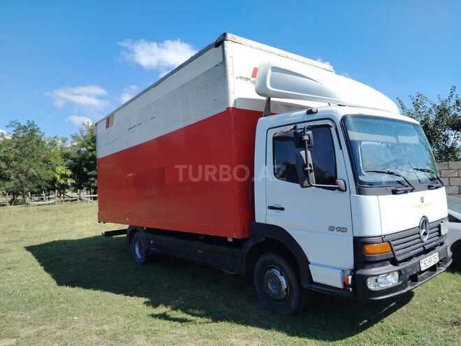 Mercedes Atego 815 2002, 840,000 km - 4.3 l - Zaqatala