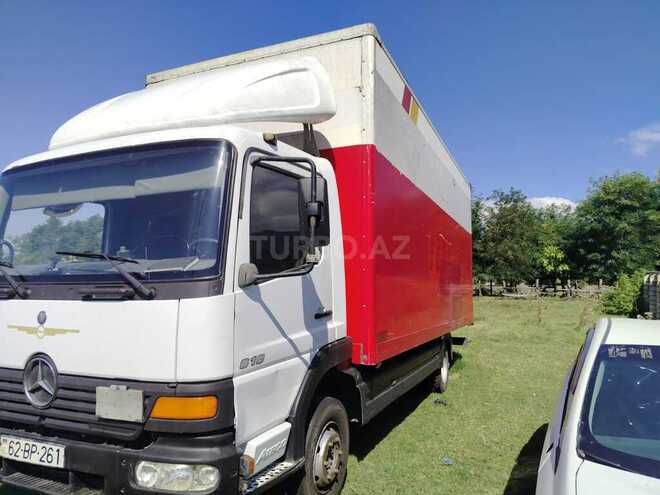 Mercedes Atego 815 2002, 840,000 km - 4.3 l - Zaqatala