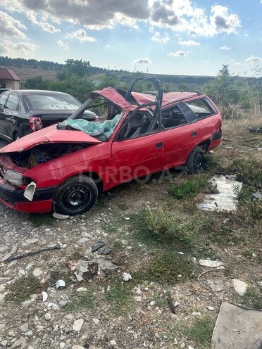 Opel Astra 1994, 966,669 km - 1.6 l - Şamaxı
