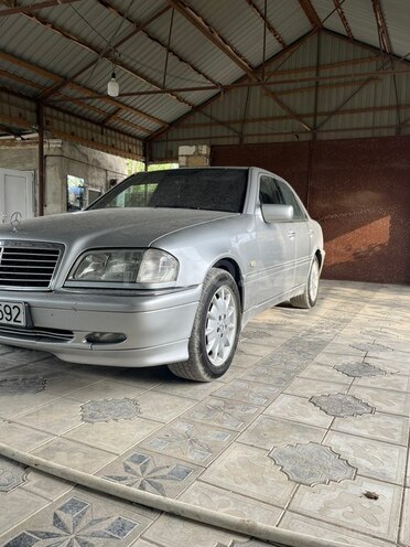 Mercedes C 180 1998, 577,143 km - 1.8 l - Ağcabədi