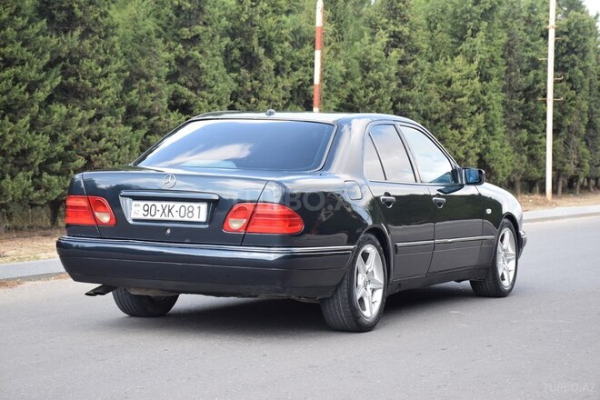 Mercedes E 240 1998, 561,960 km - 2.4 l - Bakı