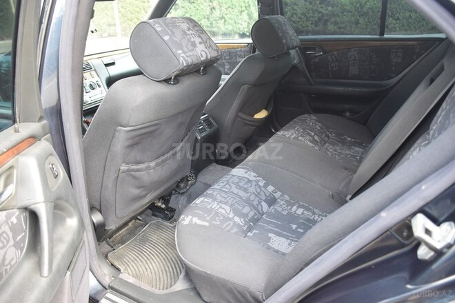 Mercedes E 240 1998, 561,960 km - 2.4 l - Bakı