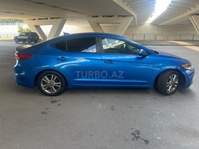 Hyundai Elantra 2018, 175,418 km - 2.0 l - Bakı