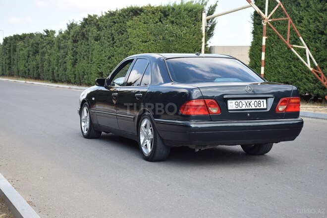 Mercedes E 240 1998, 561,960 km - 2.4 l - Bakı