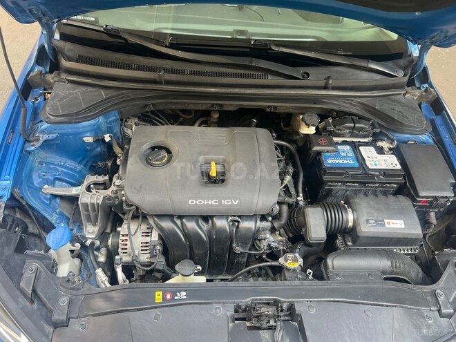 Hyundai Elantra 2018, 175,418 km - 2.0 l - Bakı