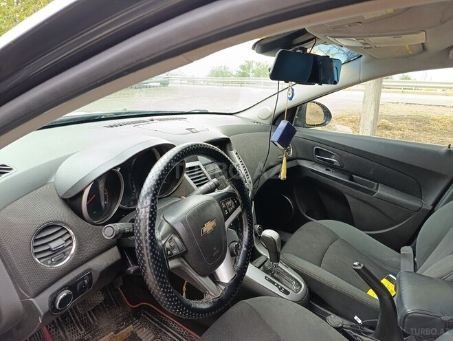 Chevrolet Cruze 2011, 300,000 km - 1.4 л - Goranboy