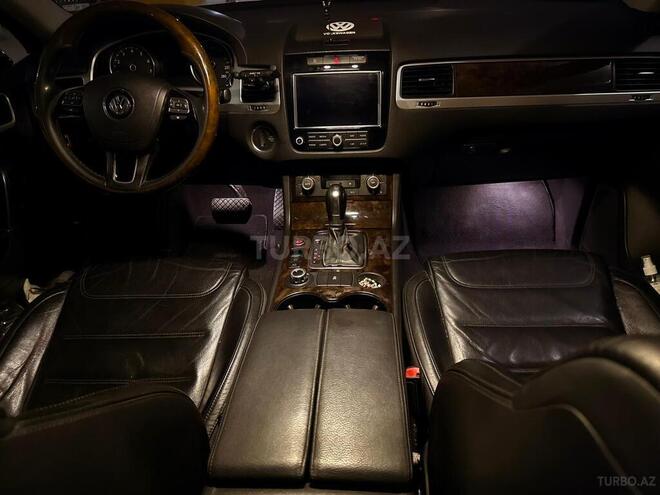 Volkswagen Touareg 2011, 220,000 km - 3.6 l - Bakı