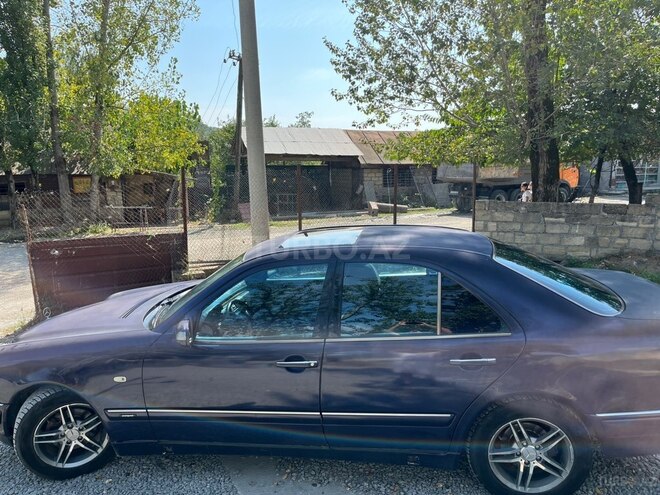 Mercedes E 240 1998, 440,000 km - 2.4 л - Bakı