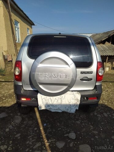 Chevrolet Niva 2013, 176,000 km - 1.7 л - Qusar