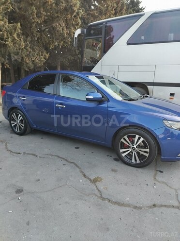 Kia Cerato 2008, 319,000 km - 2.0 l - Xırdalan