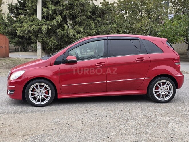 Mercedes B 170 2009, 175,000 km - 1.7 l - Sumqayıt