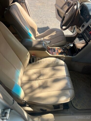 Mercedes E 240 2000, 350,000 km - 2.4 l - Bakı