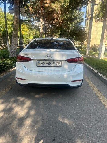 Hyundai Accent 2018, 180,000 km - 1.6 l - Bakı