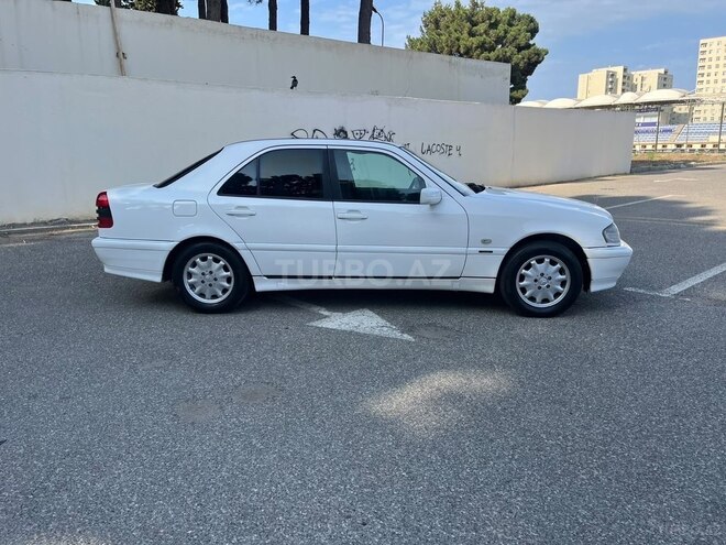 Mercedes C 220 1998, 580,000 km - 2.2 l - Xırdalan