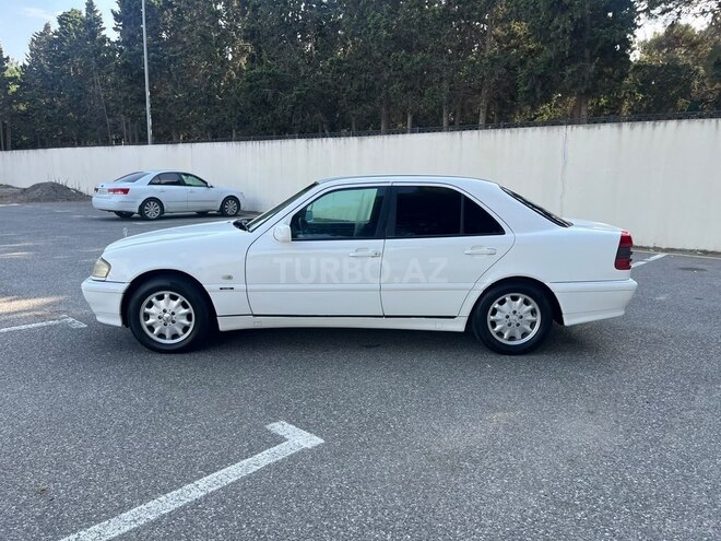 Mercedes C 220 1998, 580,000 km - 2.2 l - Xırdalan