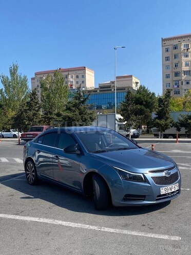 Chevrolet Cruze 2011, 276,000 km - 1.4 l - Sumqayıt