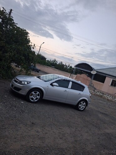 Opel Astra 2006, 301,000 km - 1.3 l - Qazax
