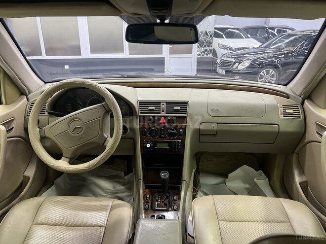 Mercedes C 230 1999, 329,111 km - 2.3 l - Sumqayıt