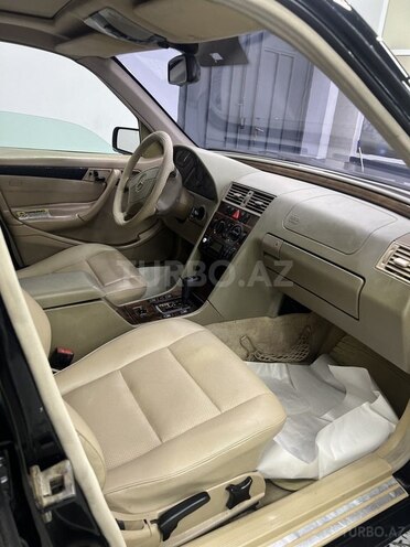 Mercedes C 230 1999, 329,111 km - 2.3 l - Sumqayıt