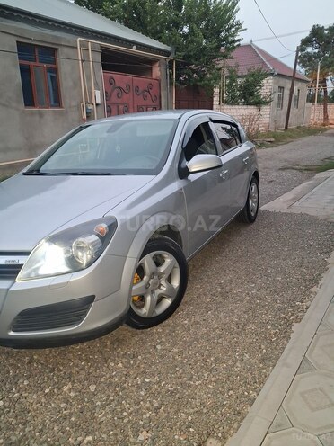 Opel Astra 2006, 301,000 km - 1.3 l - Qazax